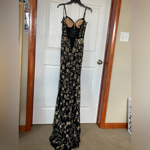 Prom Dress from Always & Forever - Picture 3 of 8